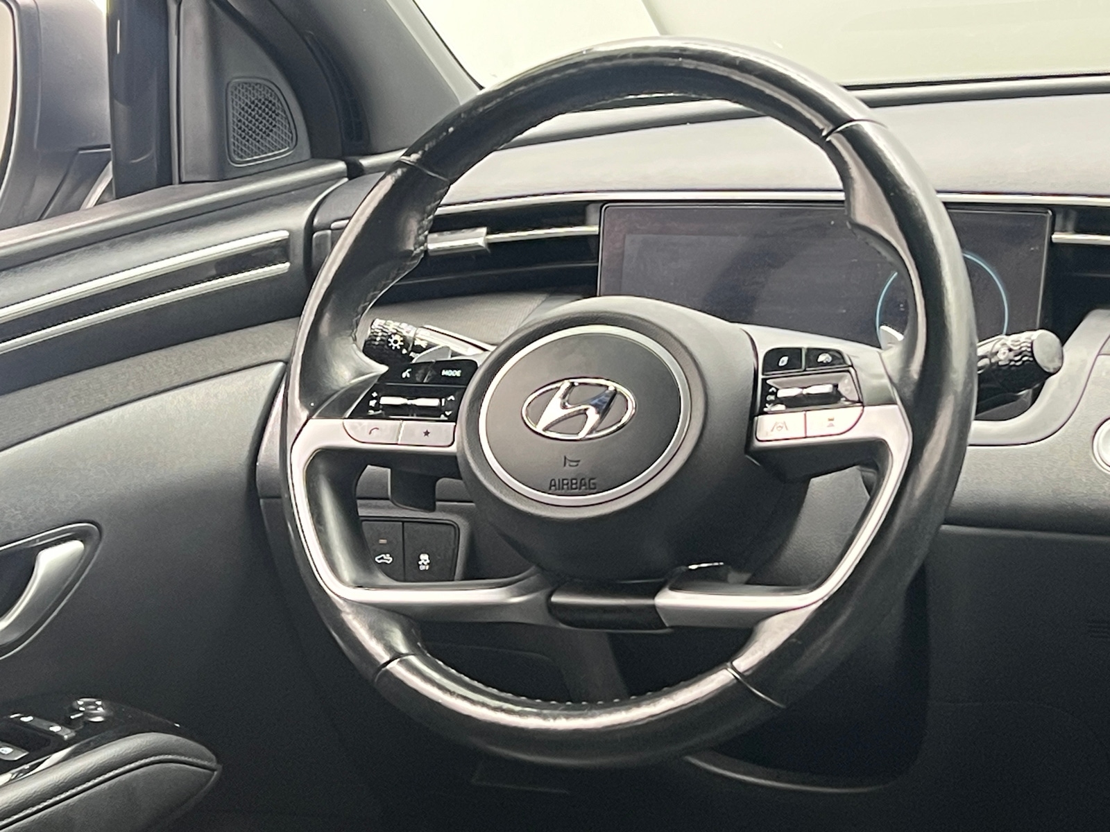 Thumbnail: 2023 Hyundai Santa Cruz - 4