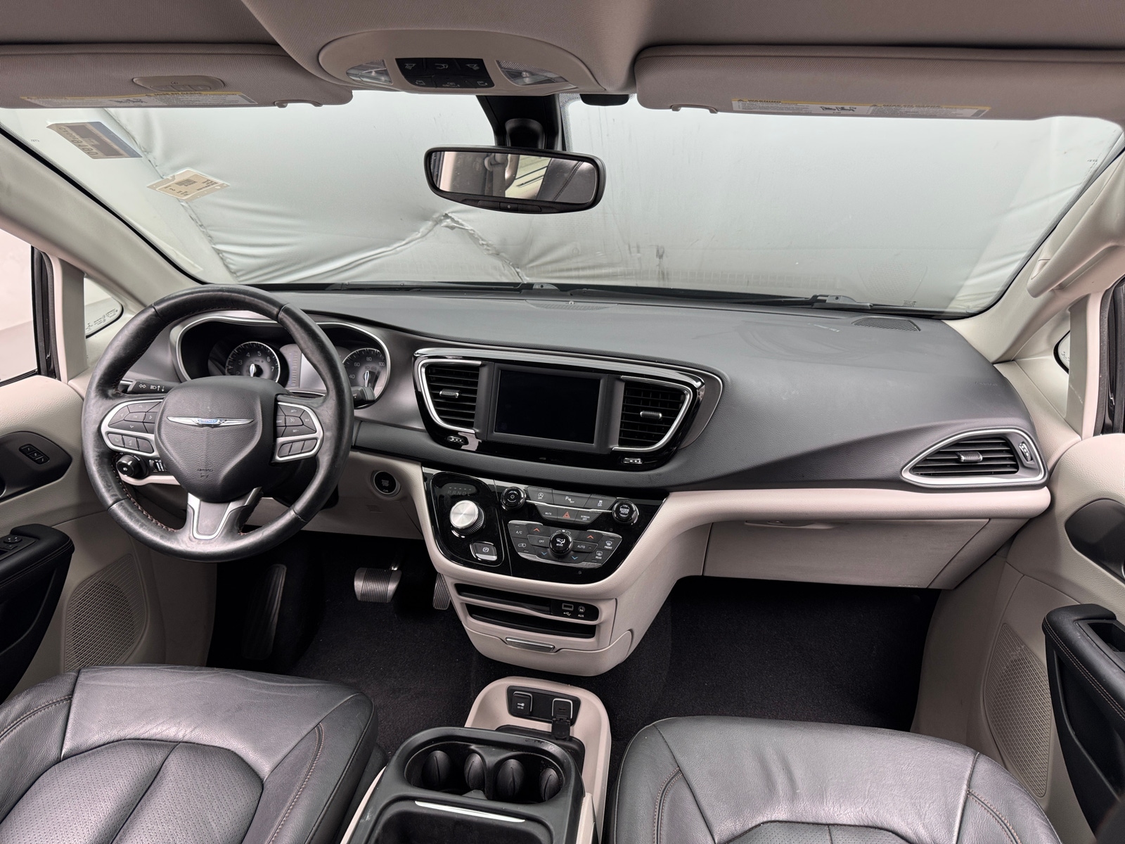 Thumbnail: 2020 Chrysler Pacifica - 2
