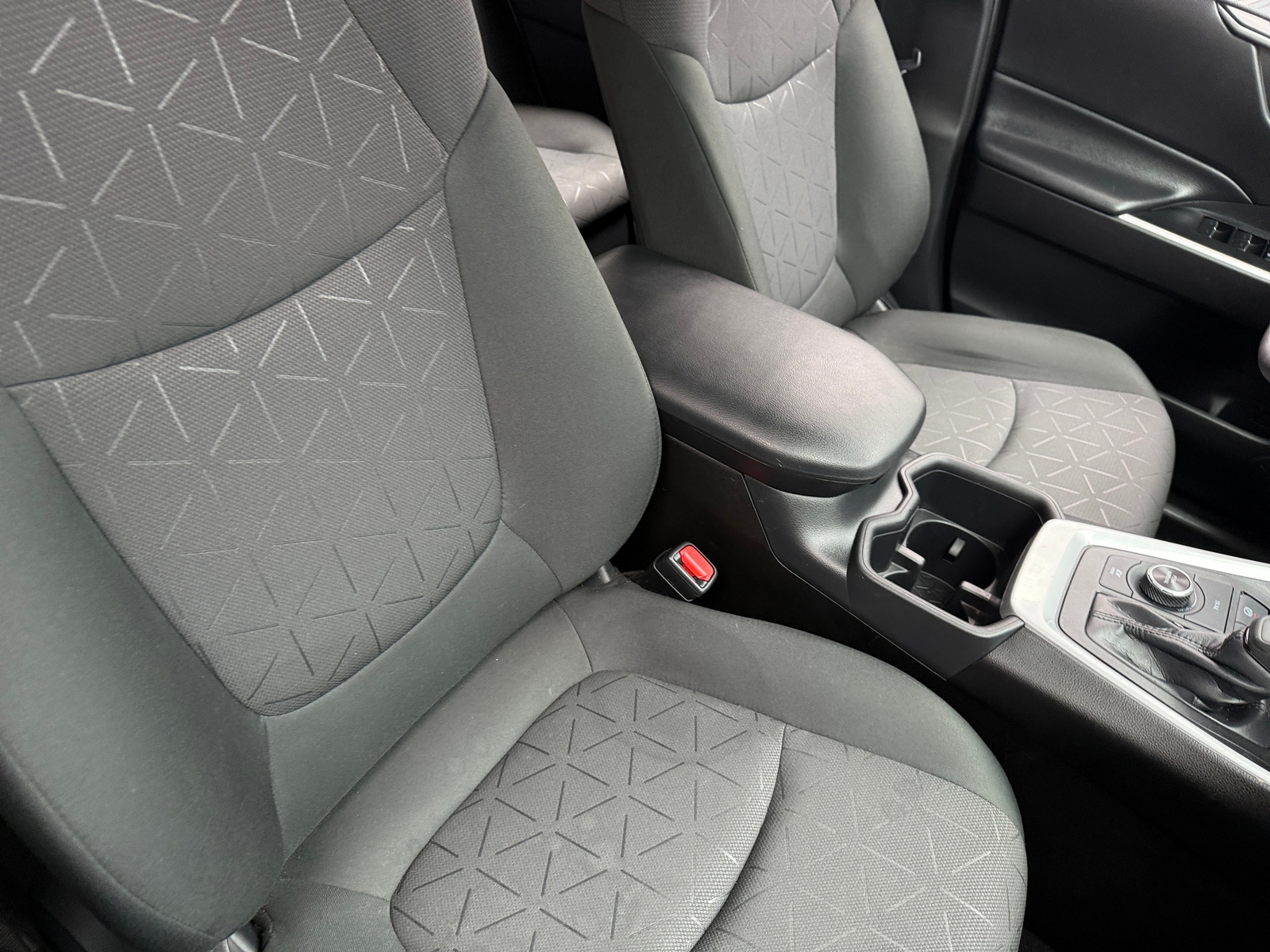 Thumbnail: 2024 Toyota RAV4 - 2