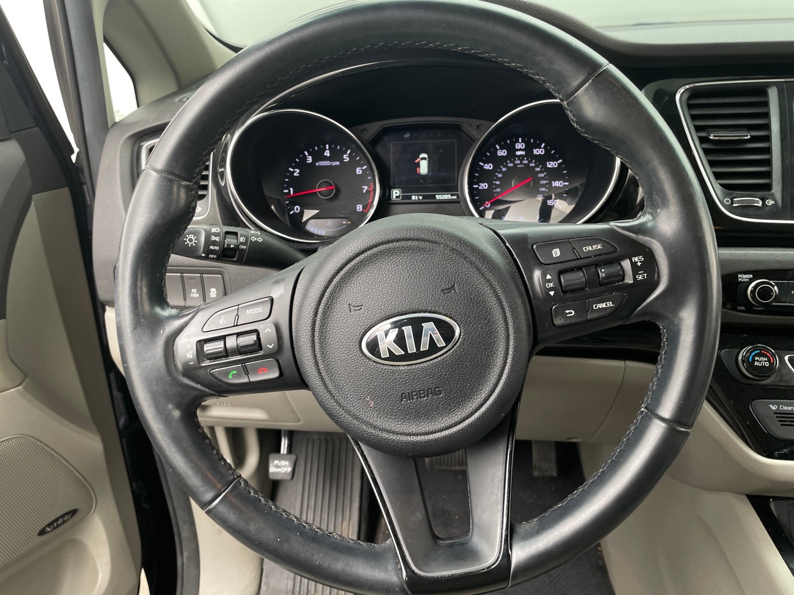 Thumbnail: 2018 Kia Sedona - 4