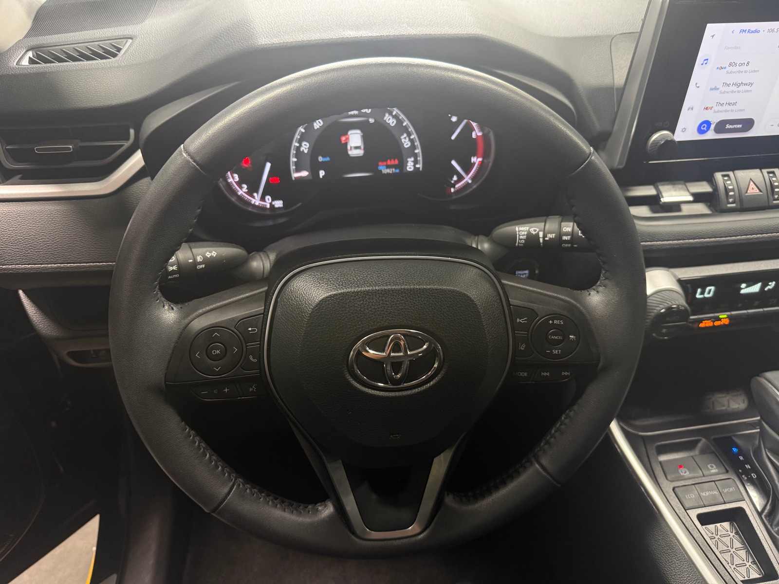 Thumbnail: 2024 Toyota RAV4 - 4