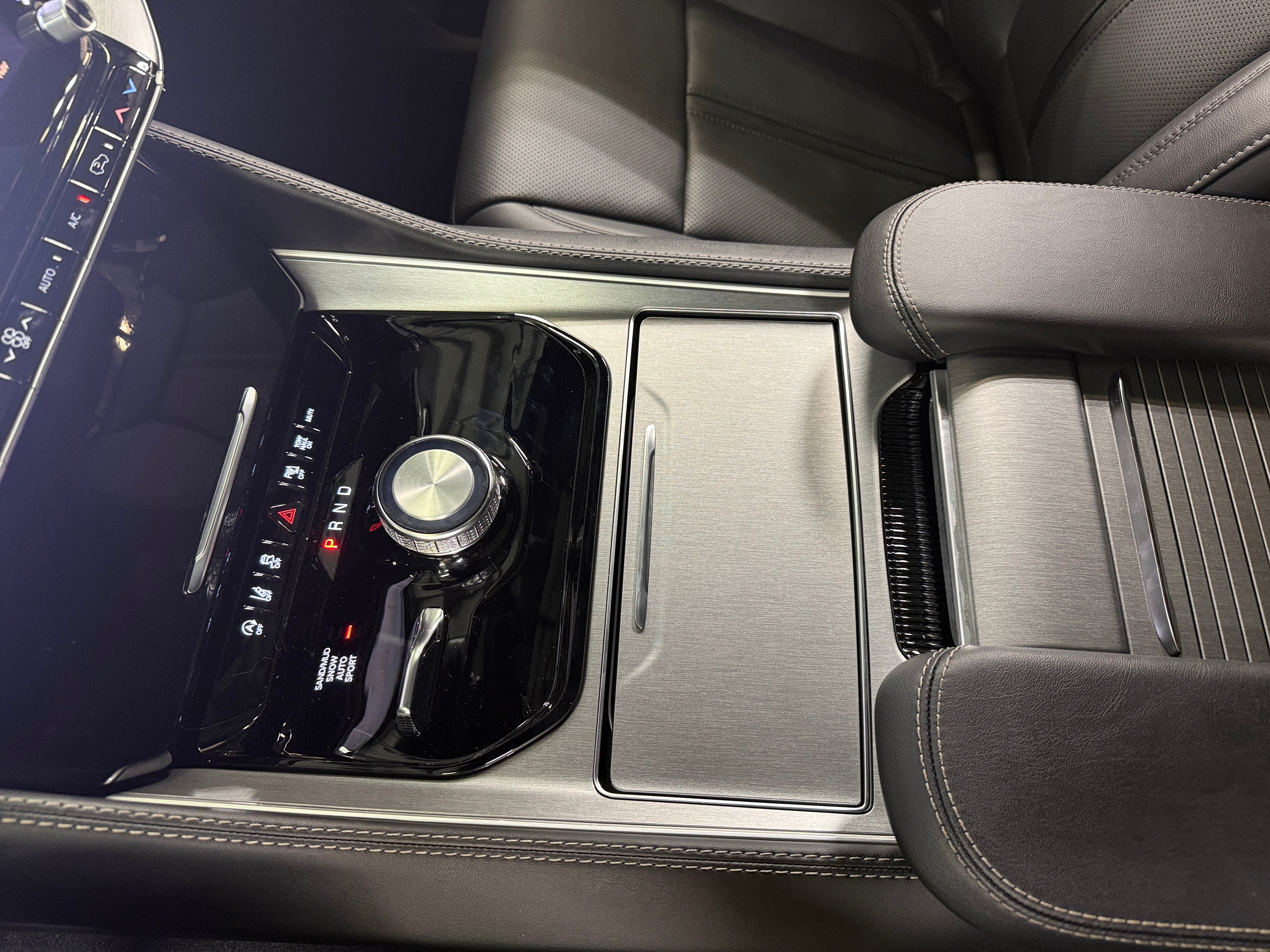 2026 Jeep Grand Wagoneer L