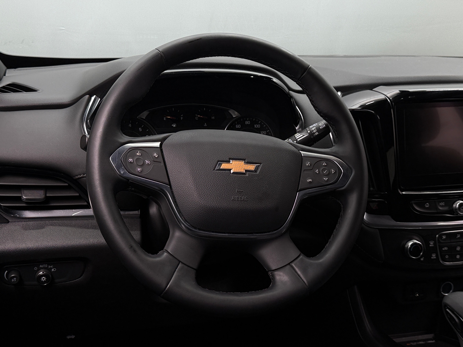 Thumbnail: 2023 Chevrolet Traverse - 5