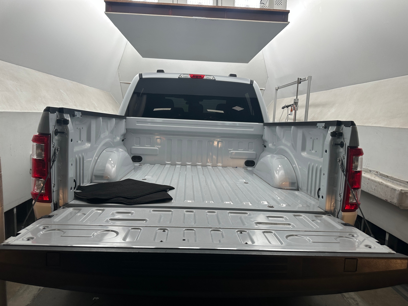 Thumbnail: 2021 Ford Econoline - 7