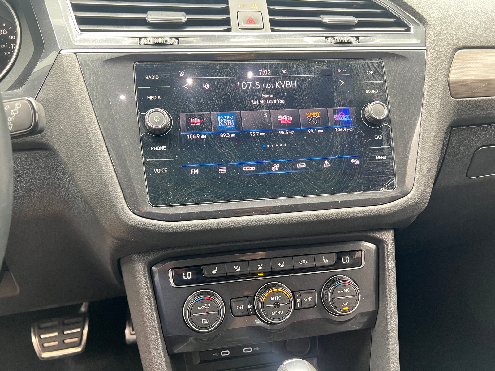 Thumbnail: 2021 Volkswagen Tiguan - 3