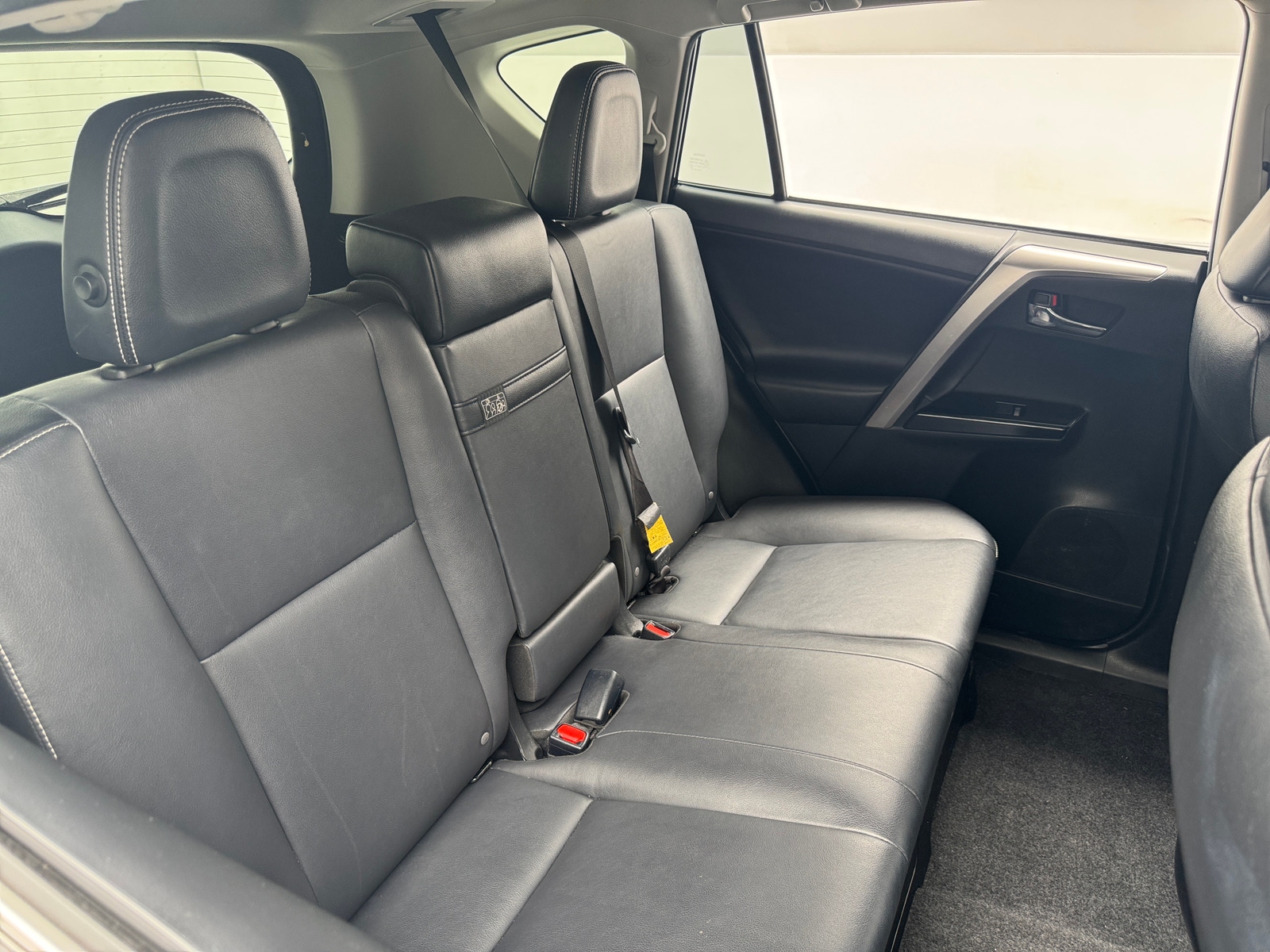 Thumbnail: 2018 Toyota RAV4 - 5