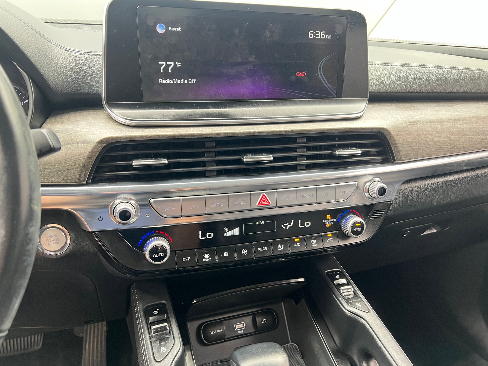 Thumbnail: 2021 Kia Telluride - 3