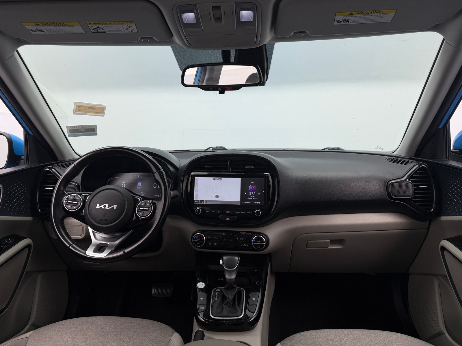 Thumbnail: 2023 Kia Soul - 3