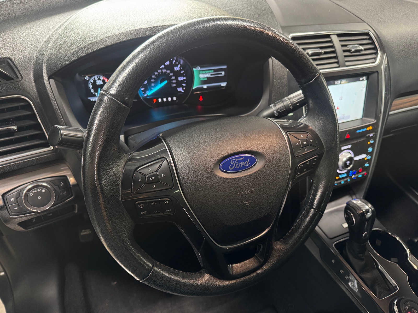 Thumbnail: 2019 Ford Explorer - 4