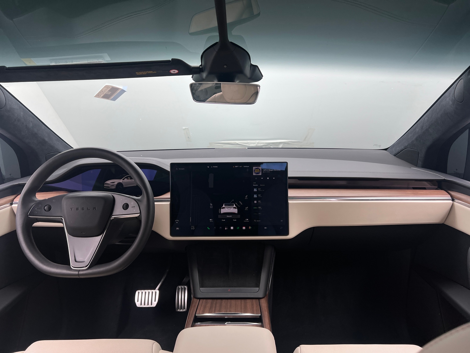 Thumbnail: 2025 Tesla Model X - 2