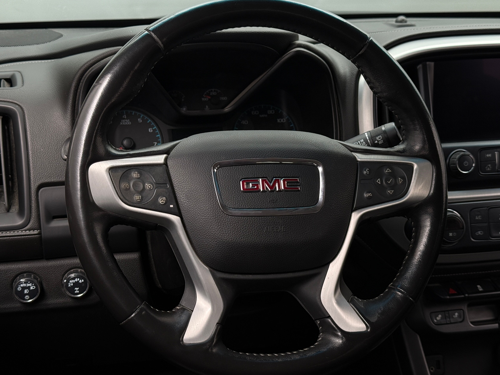 Thumbnail: 2022 GMC Canyon - 4