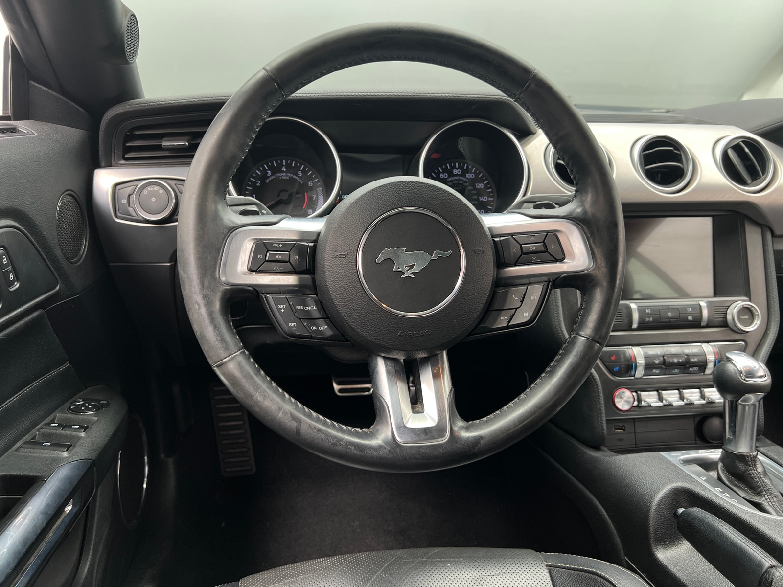 Thumbnail: 2019 Ford Mustang - 4