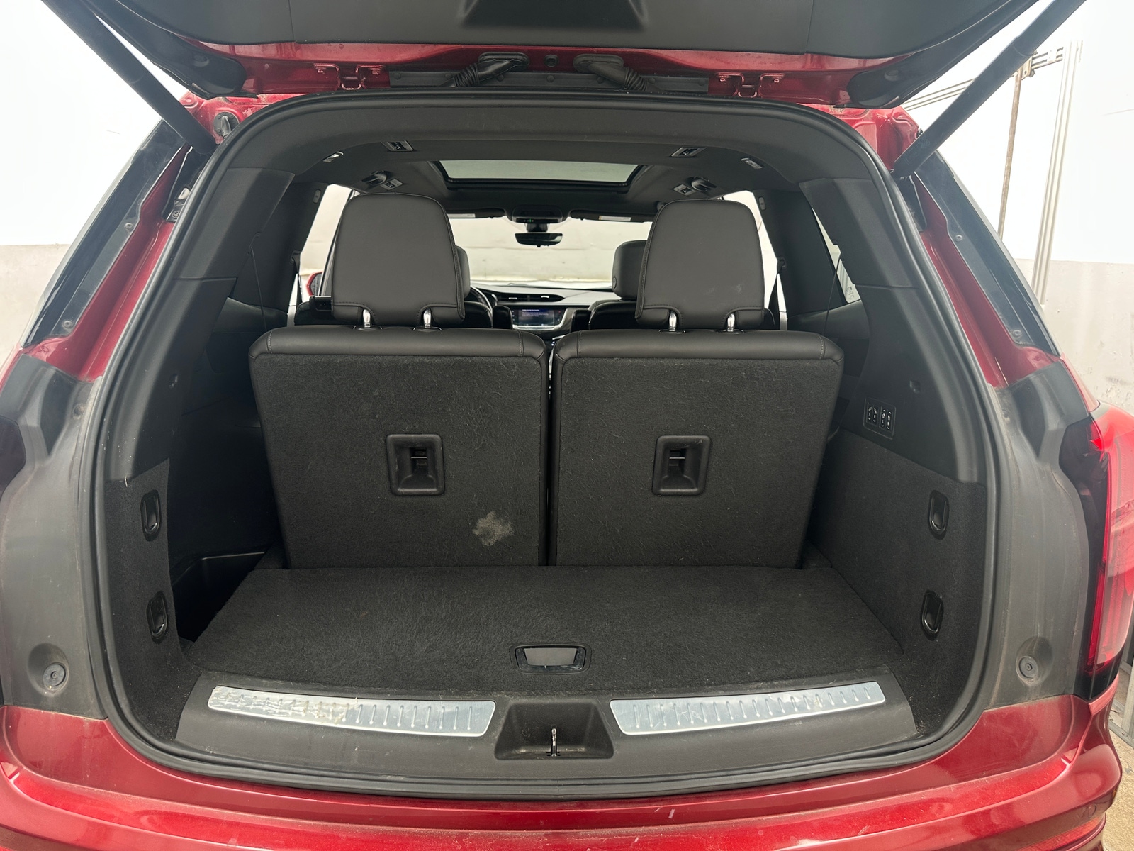 Thumbnail: 2020 Cadillac XT6 - 6
