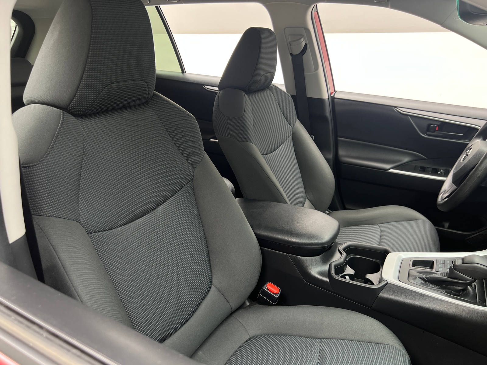 Thumbnail: 2021 Toyota RAV4 - 2