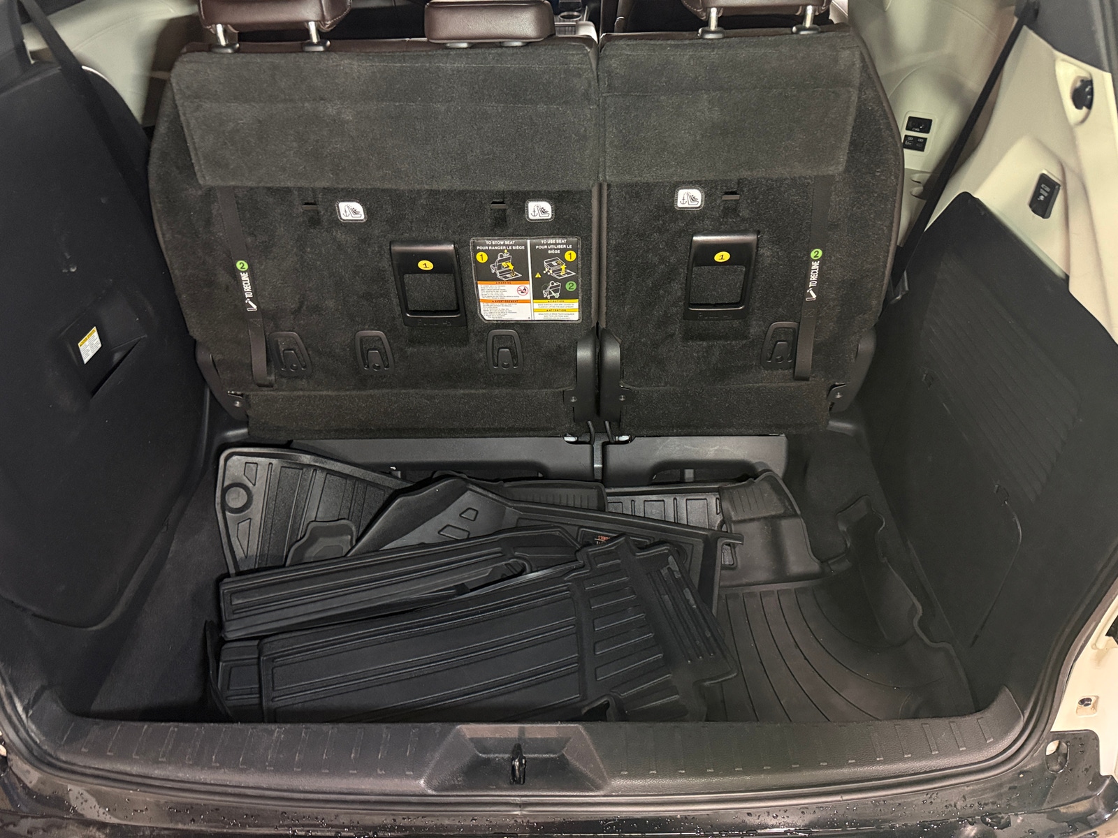 Thumbnail: 2021 Toyota Sienna - 6