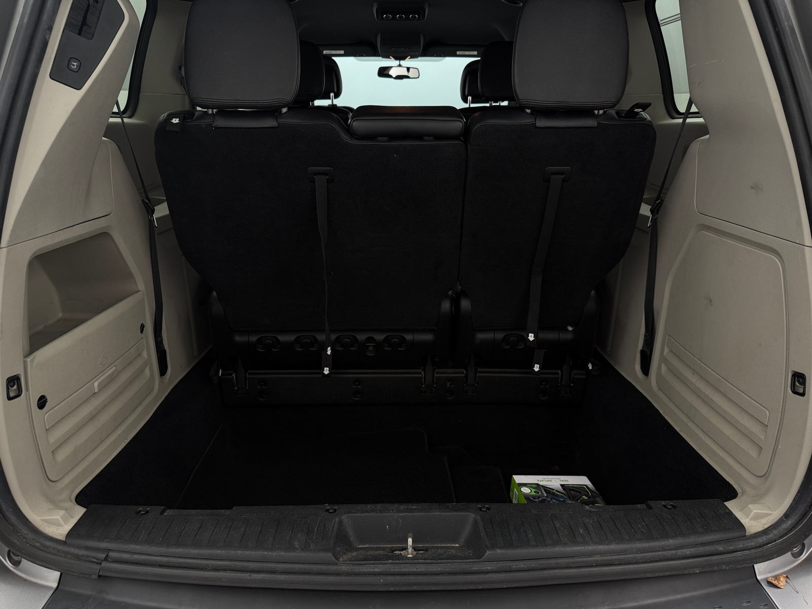 Thumbnail: 2017 Dodge Grand Caravan - 6