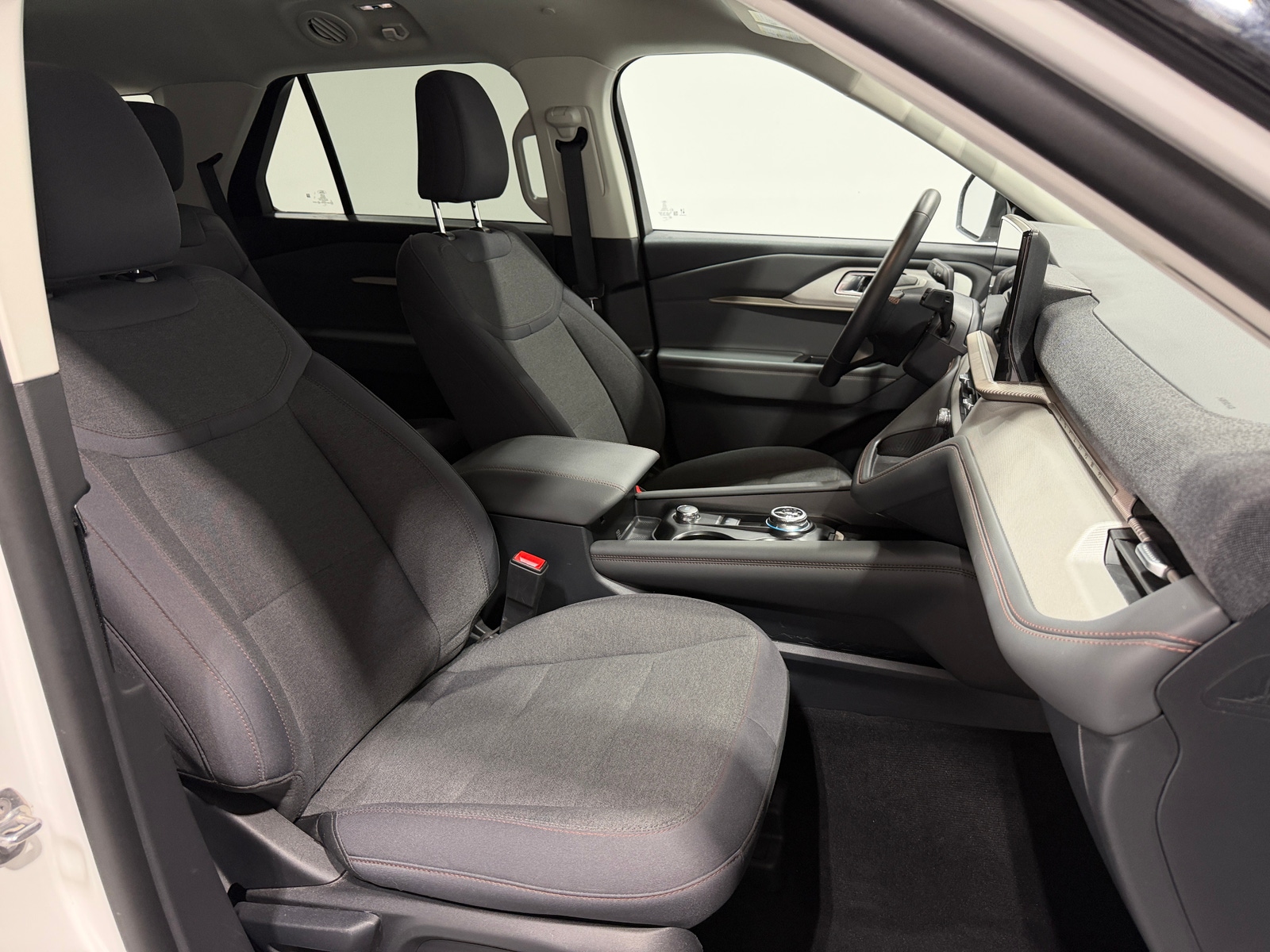 Thumbnail: 2025 Ford Explorer - 2