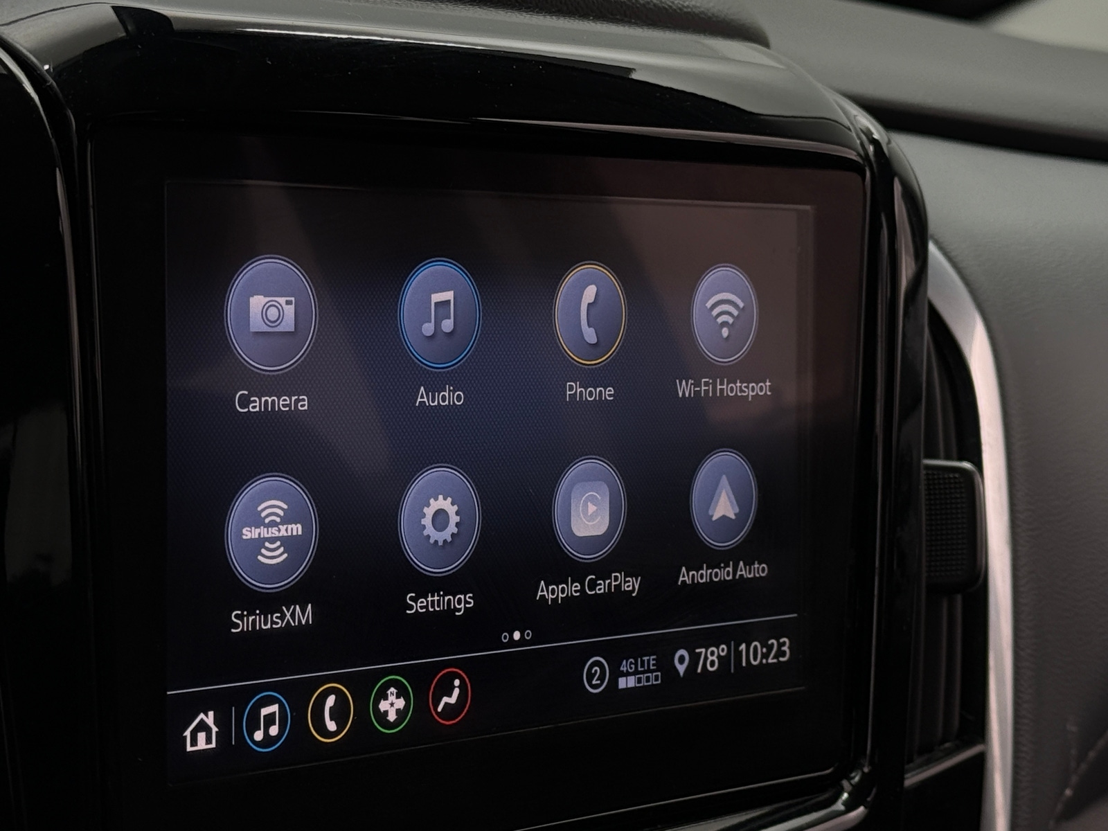 Thumbnail: 2020 Chevrolet Traverse - 4