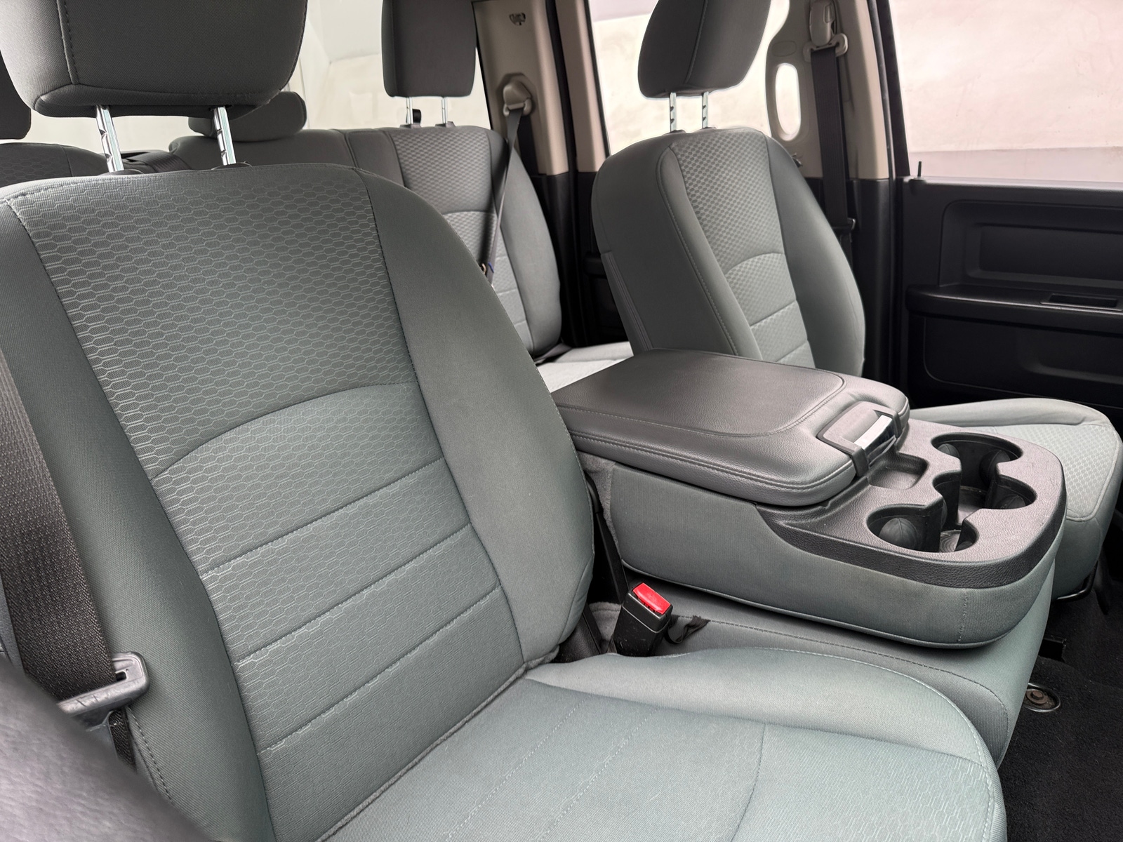 Thumbnail: 2019 RAM 1500 Classic - 2