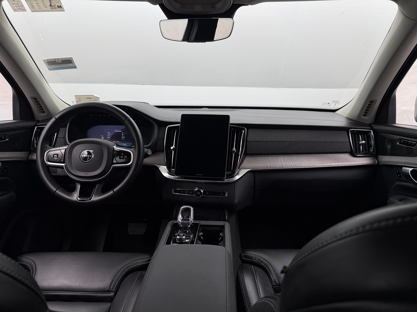 Thumbnail: 2026 Volvo XC90 - 2