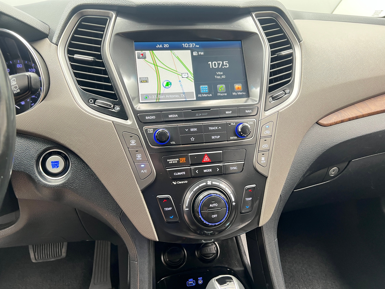 Thumbnail: 2019 Hyundai Santa Fe - 4