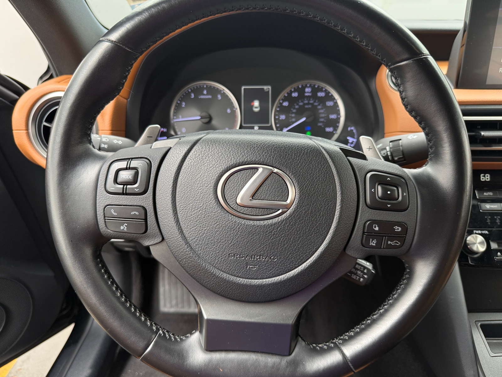 Thumbnail: 2021 Lexus IS - 4