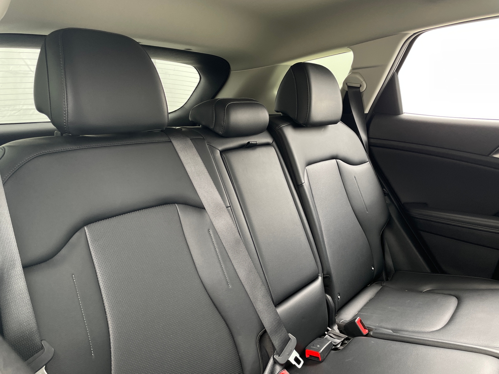 Thumbnail: 2023 Kia Sportage - 5