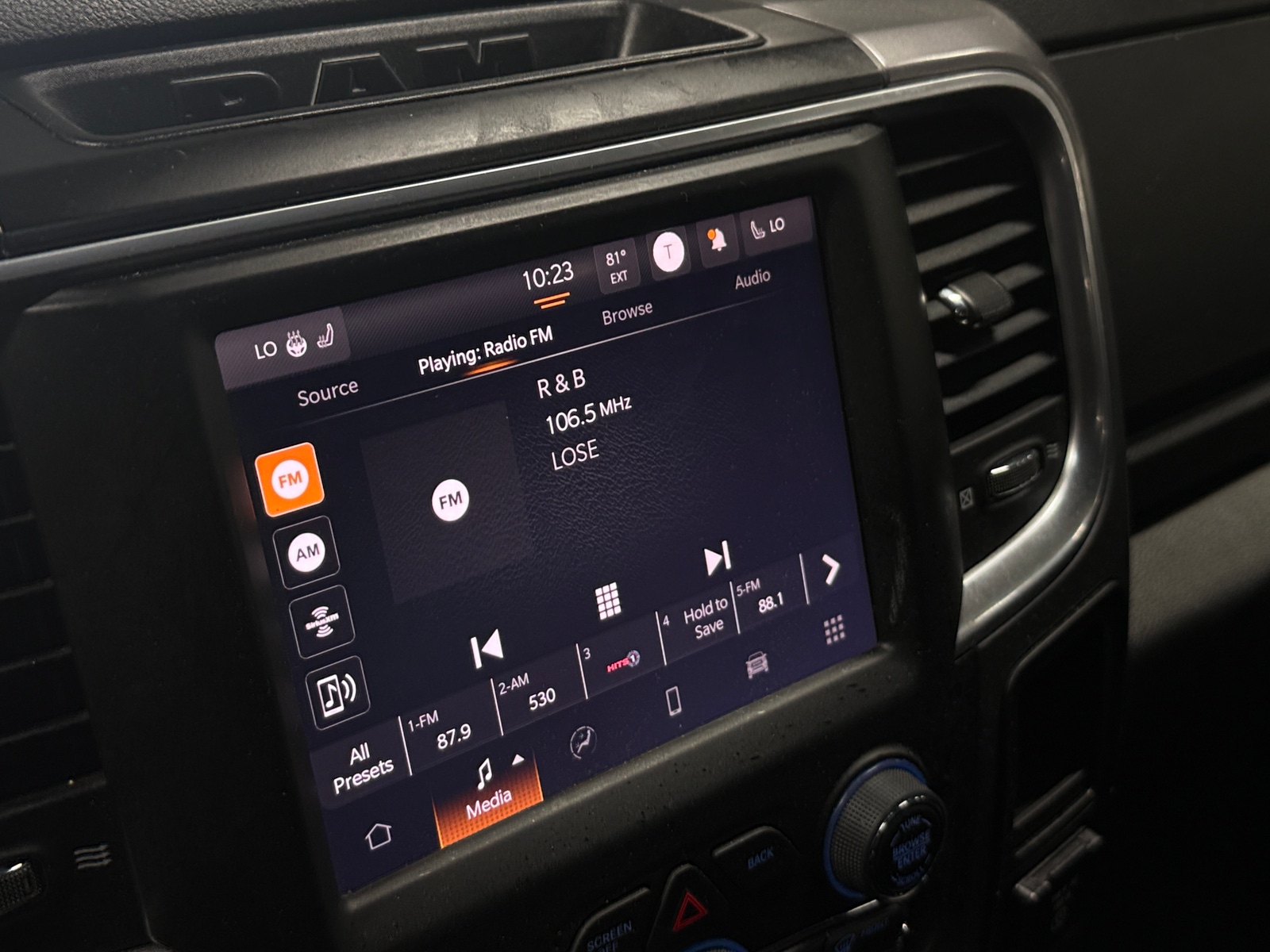 Thumbnail: 2022 RAM 1500 Classic - 4