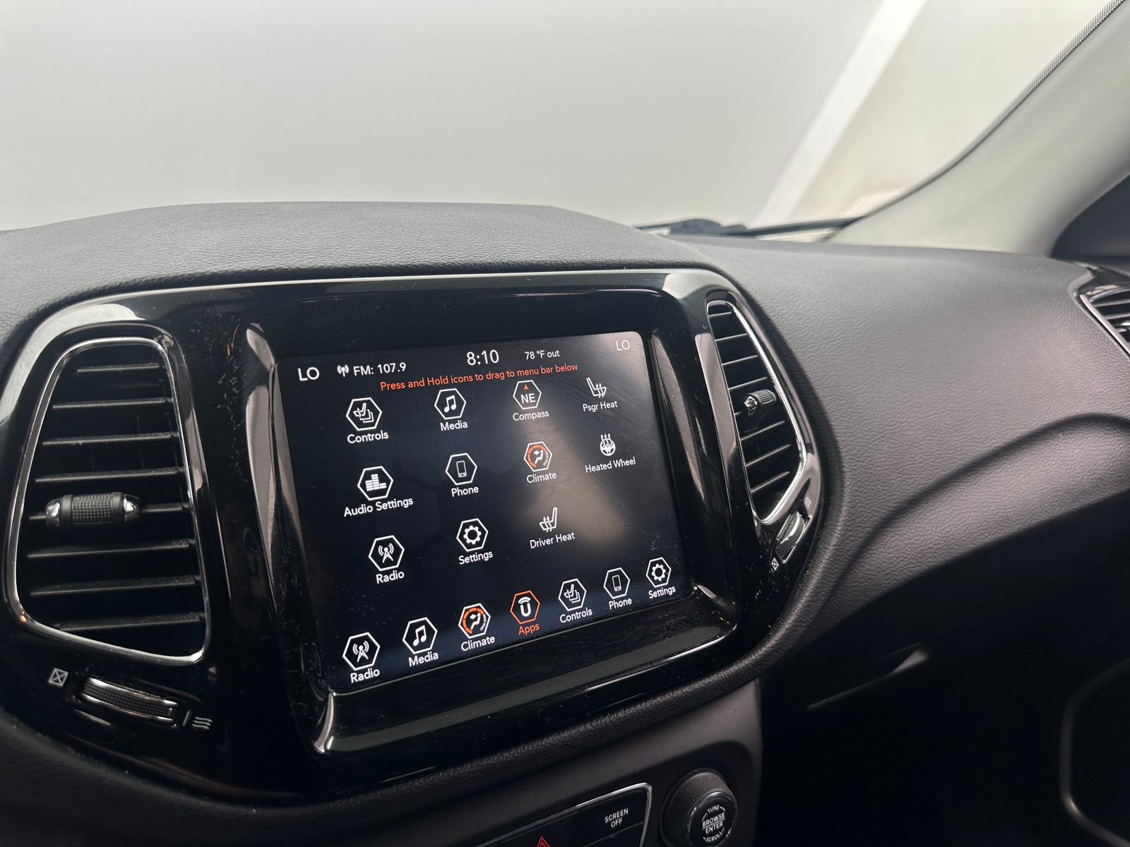 Thumbnail: 2020 Jeep Compass - 3