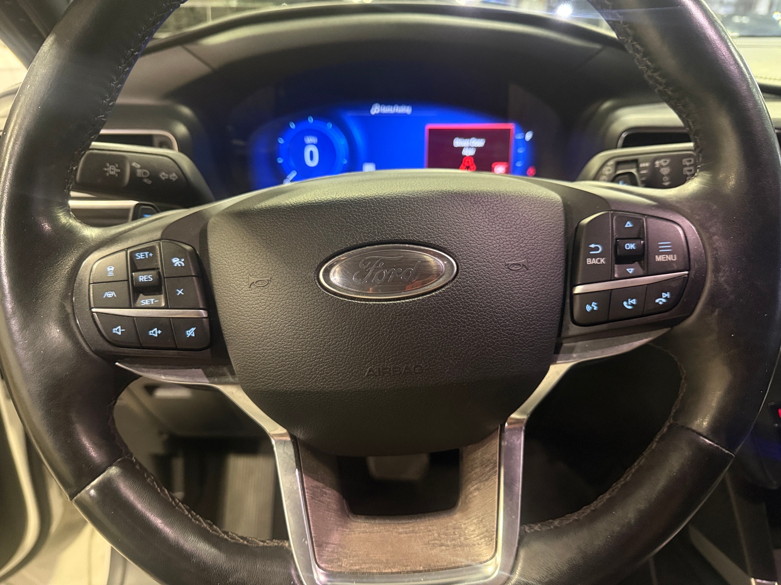 Thumbnail: 2020 Ford Explorer - 4