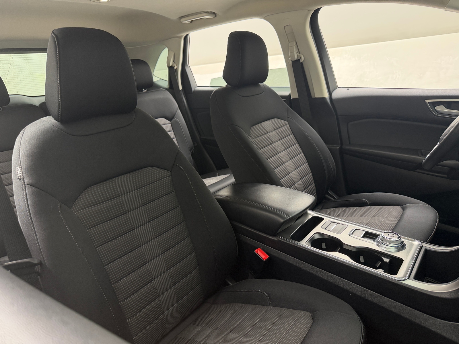 Thumbnail: 2022 Ford Edge - 2
