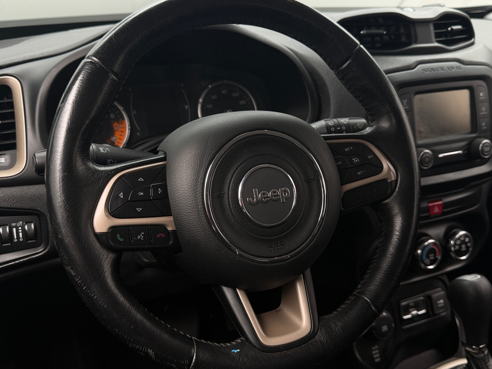 Thumbnail: 2017 Jeep Renegade - 5