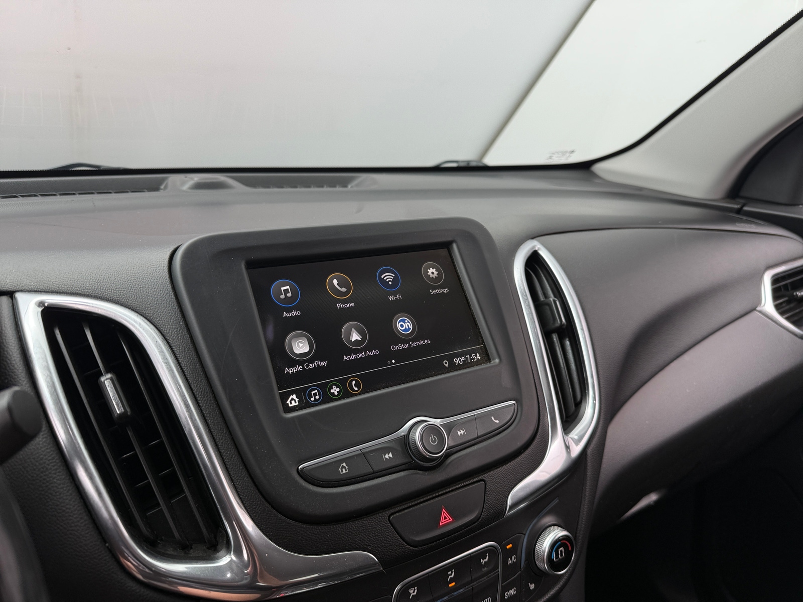 Thumbnail: 2019 Chevrolet Equinox - 4
