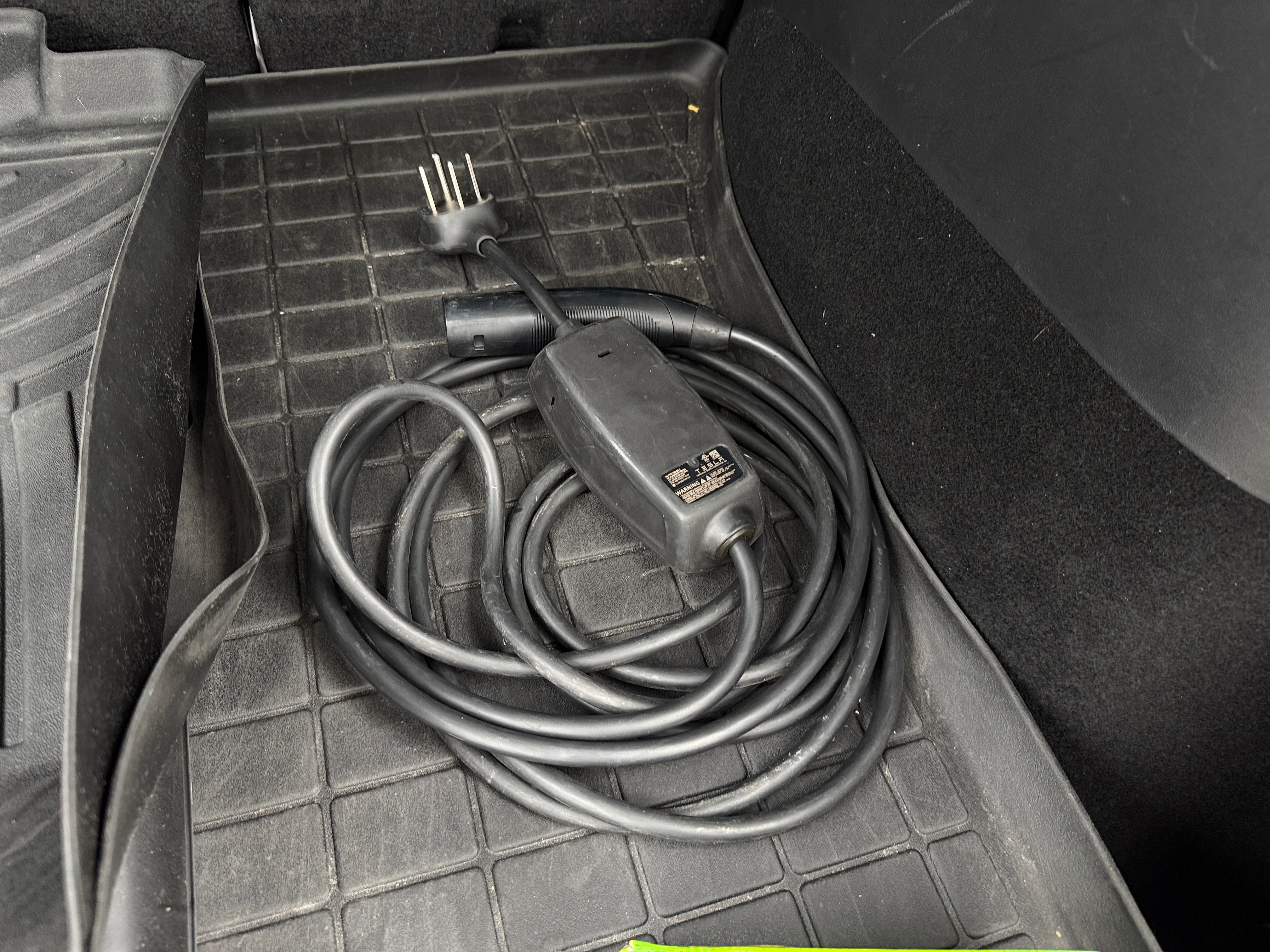 Used 2021 Tesla Model Y Long Range with VIN 5YJYGDEE2MF070990 for sale in Auburn, WA