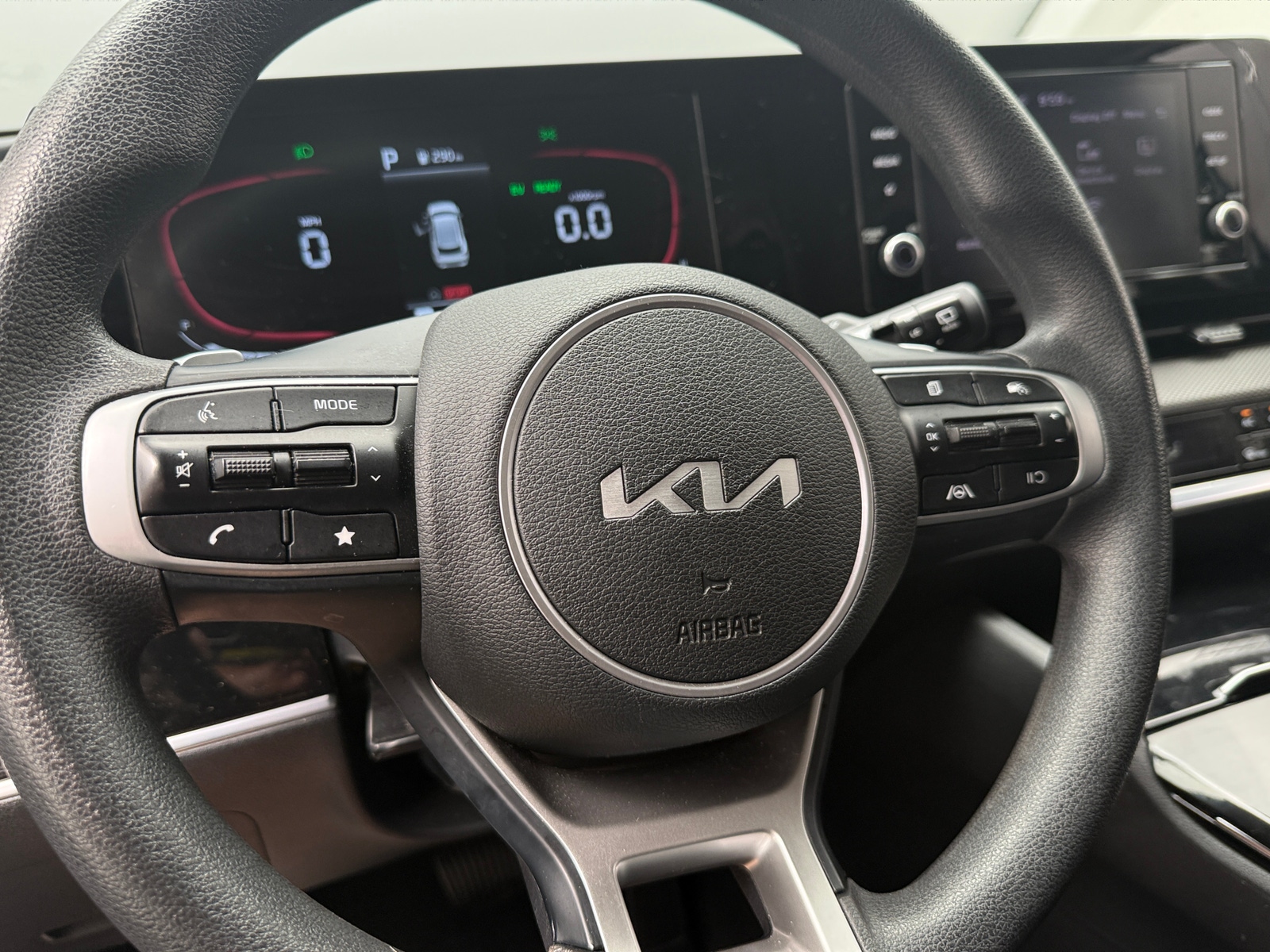 Thumbnail: 2023 Kia Sportage - 5