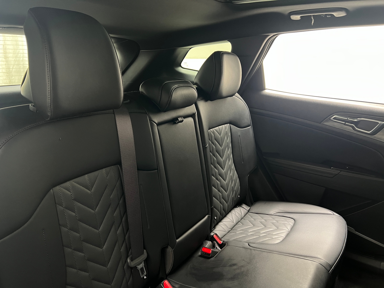 Thumbnail: 2023 Kia Sportage - 5