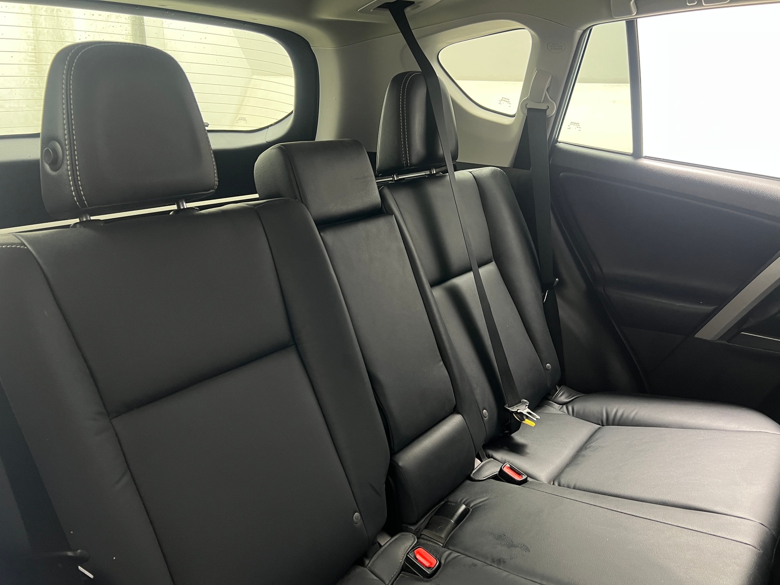 Thumbnail: 2017 Toyota RAV4 - 5