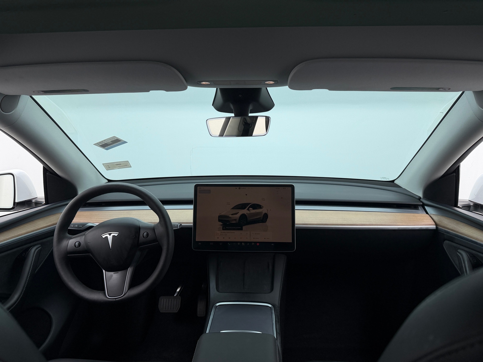 Thumbnail: 2025 Tesla Model Y - 2