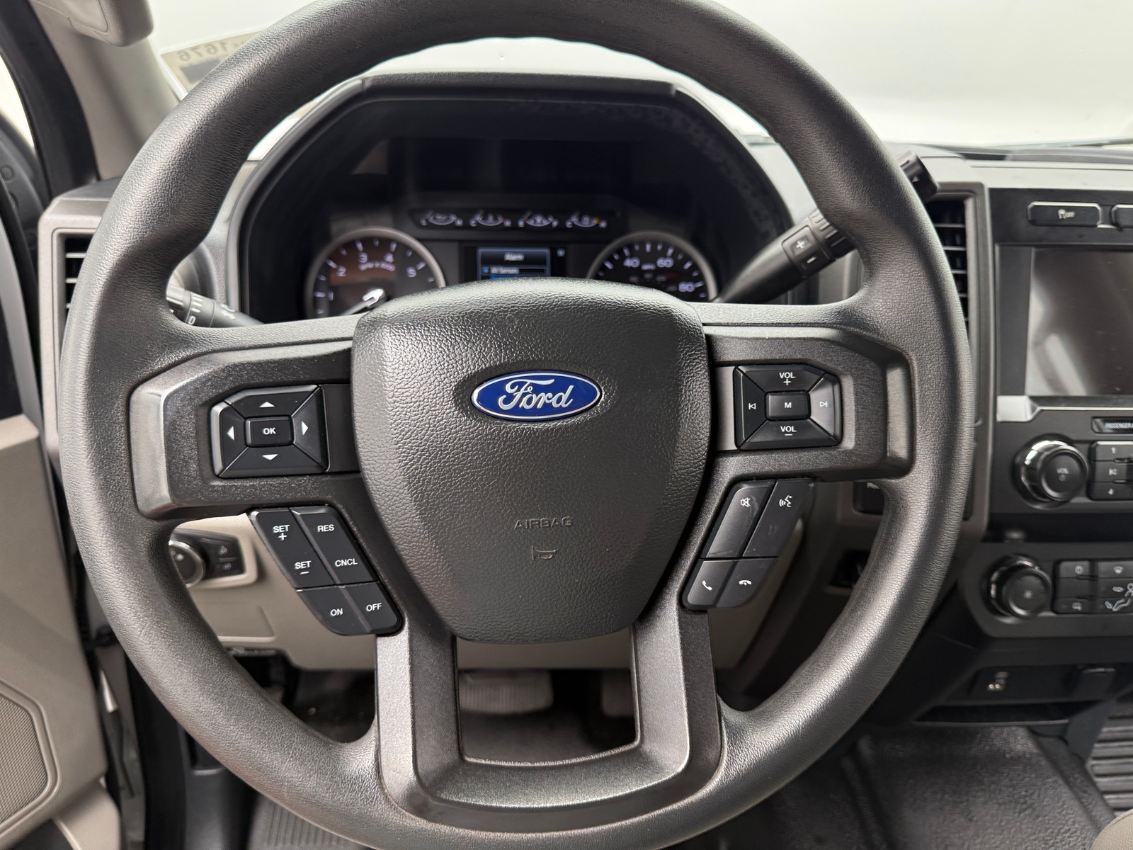 Thumbnail: 2022 Ford Econoline - 5