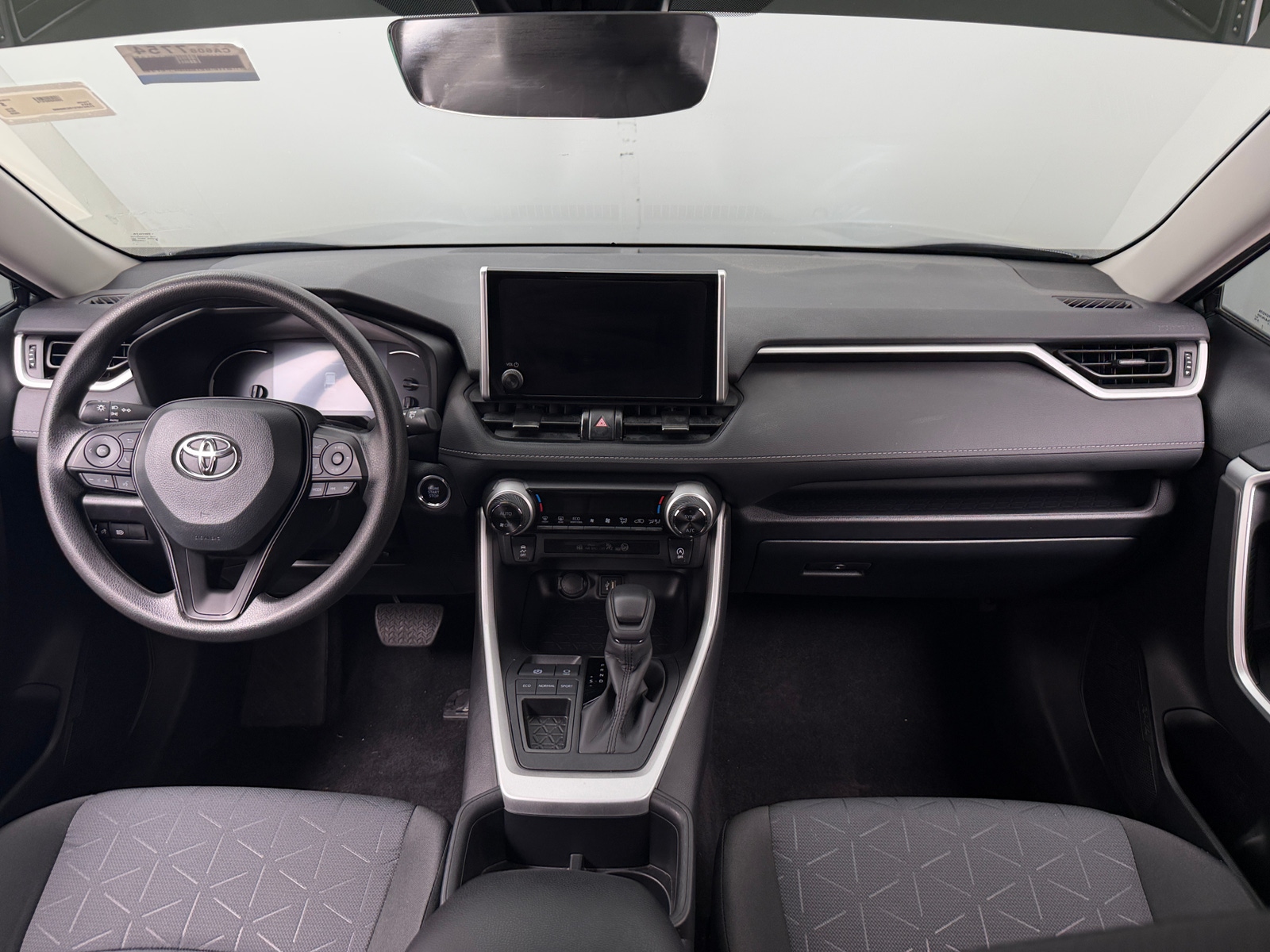 Thumbnail: 2025 Toyota RAV4 - 3