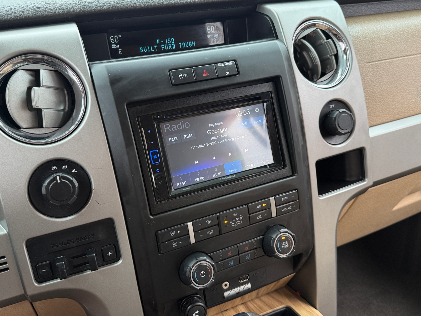 Thumbnail: 2011 Ford Econoline - 3