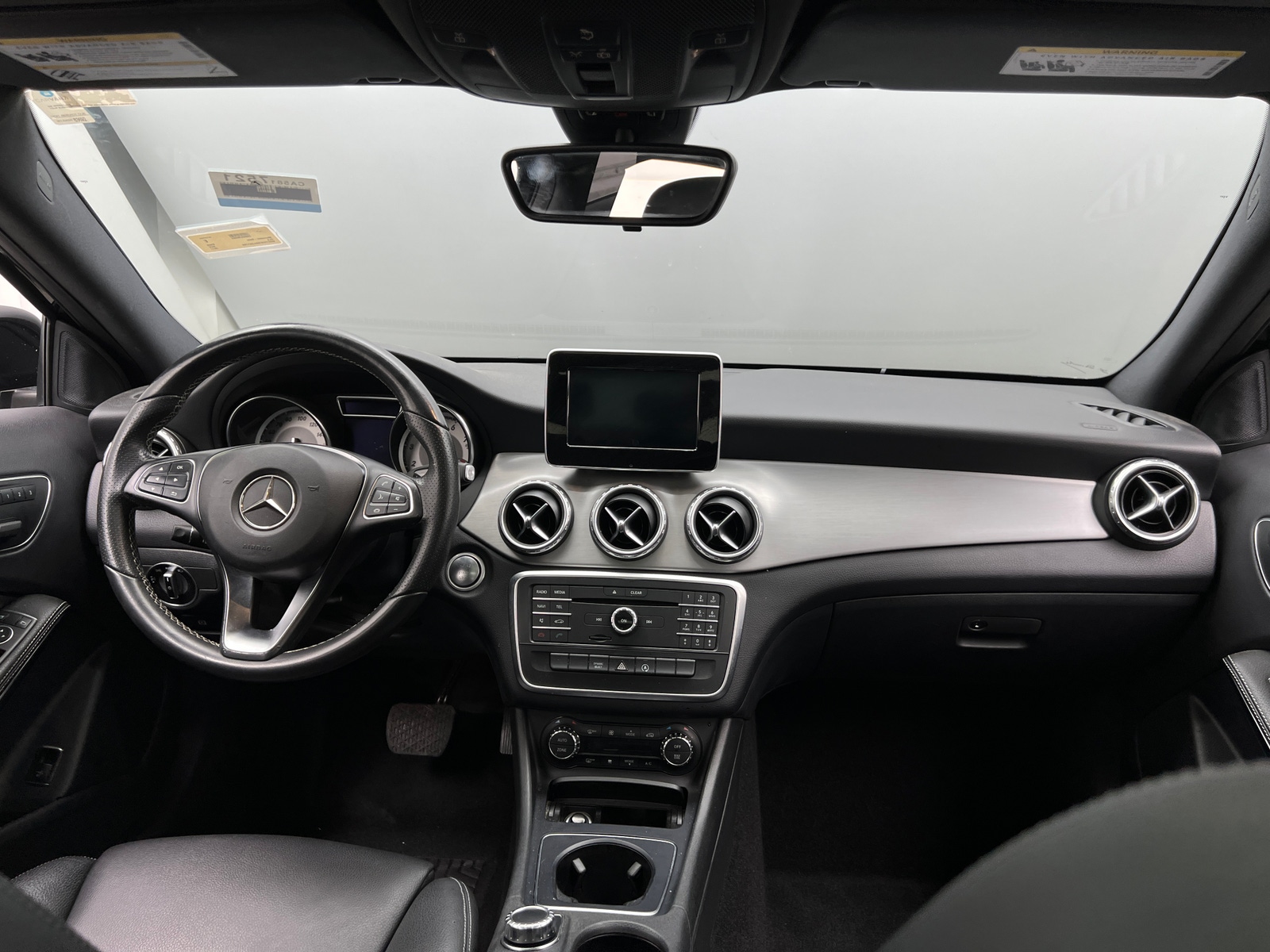 Thumbnail: 2017 Mercedes-Benz GLA - 2