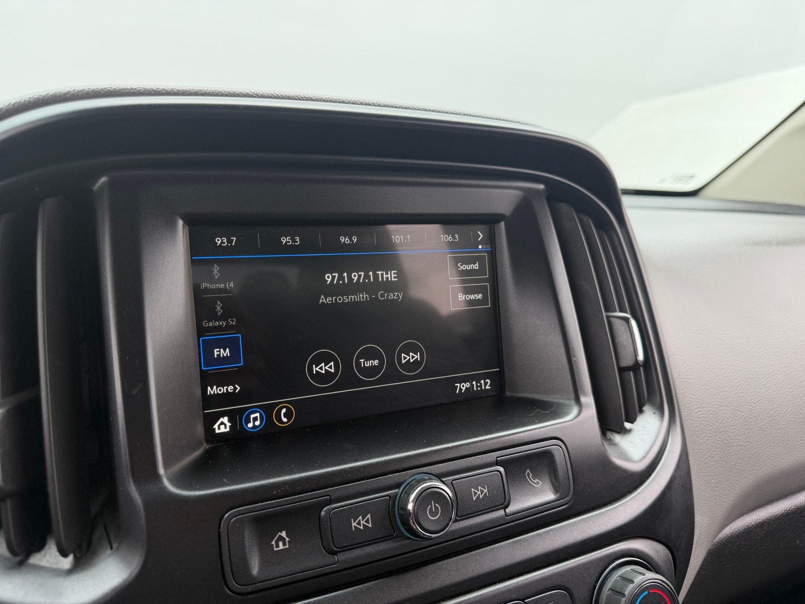 Thumbnail: 2019 Chevrolet Colorado - 4