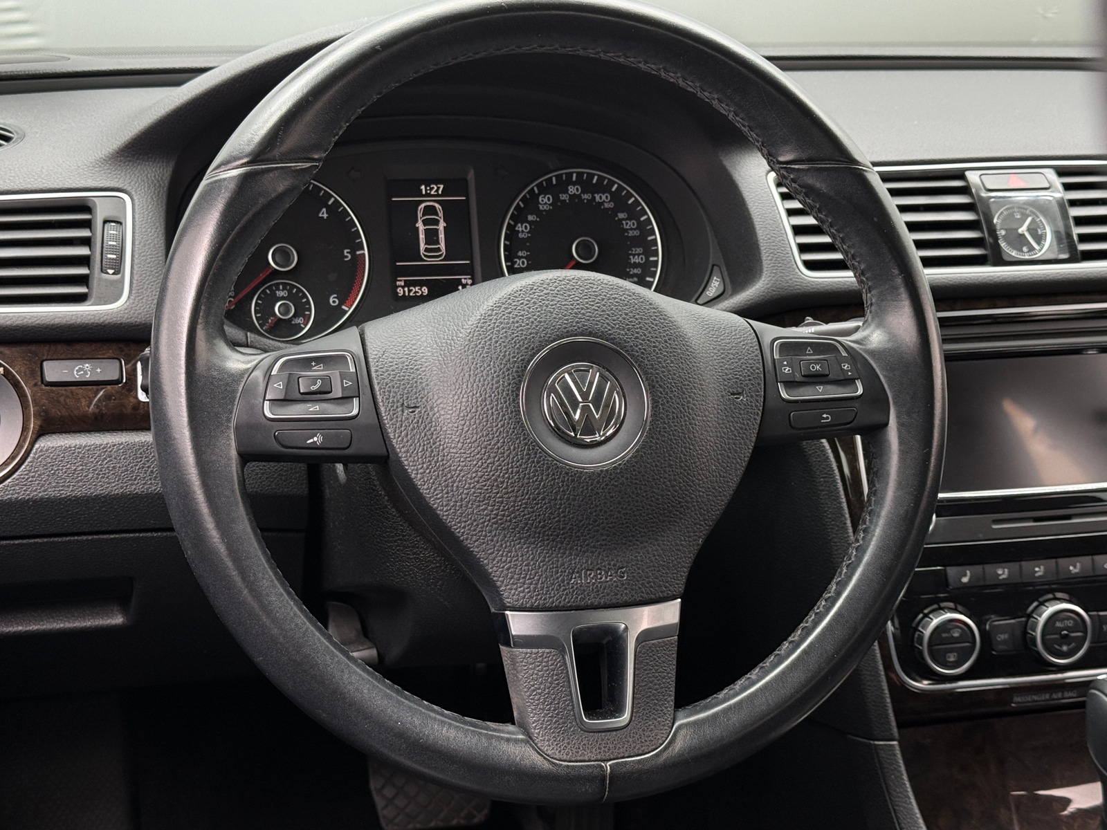 Thumbnail: 2014 Volkswagen Passat - 4