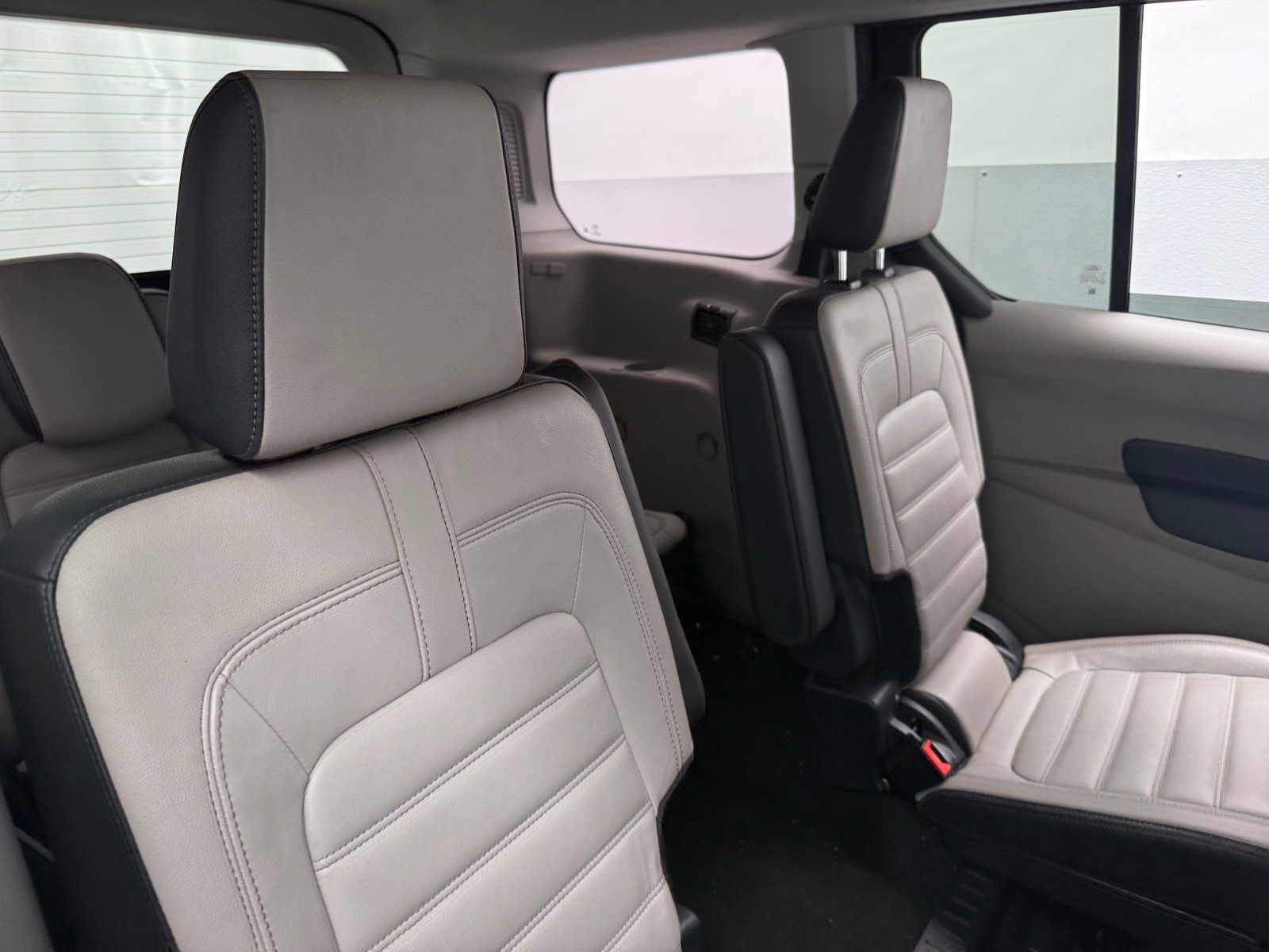 Thumbnail: 2022 Ford Transit Series - 5