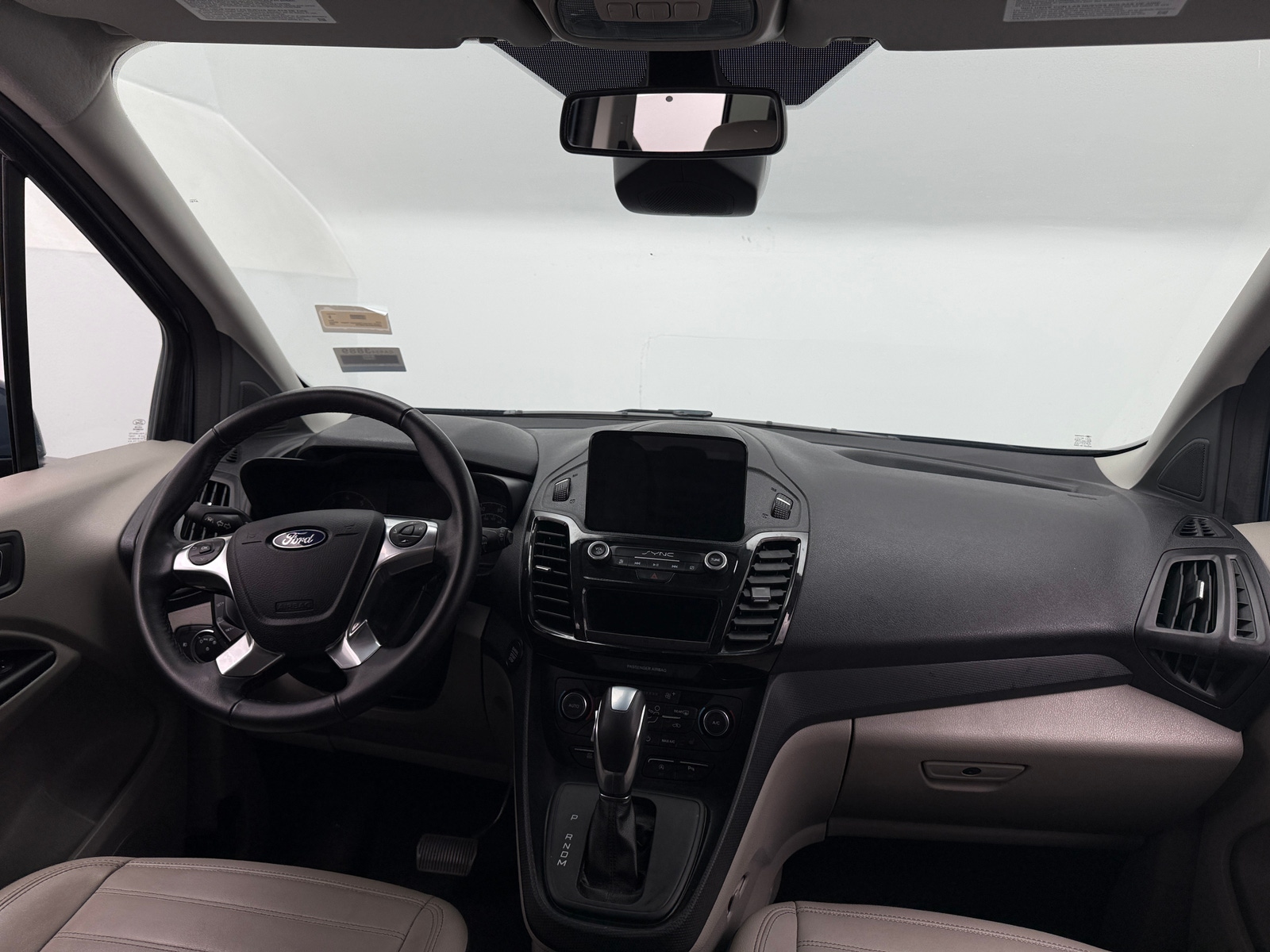 Thumbnail: 2022 Ford Transit Series - 2