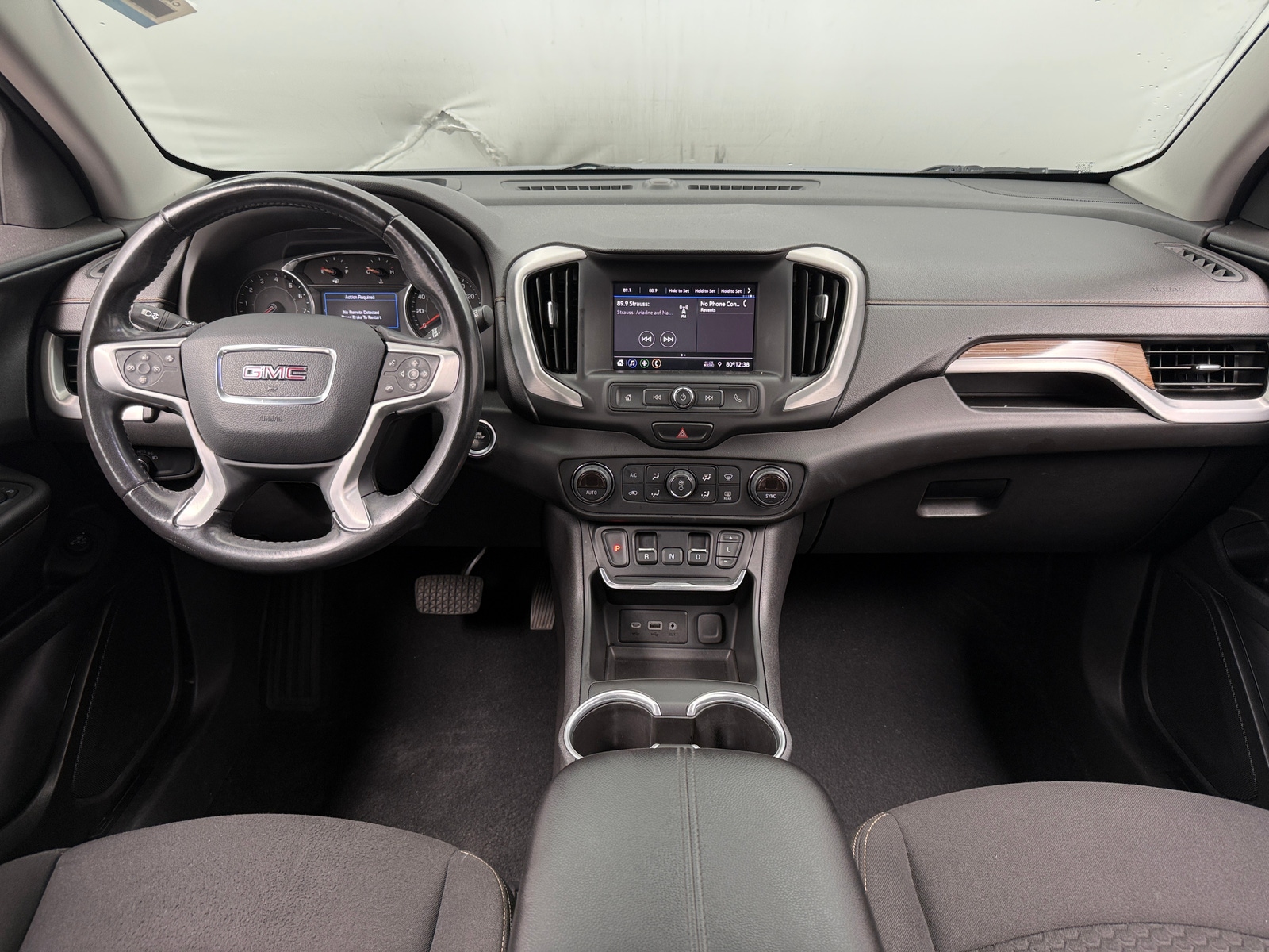 Thumbnail: 2021 GMC Terrain - 3