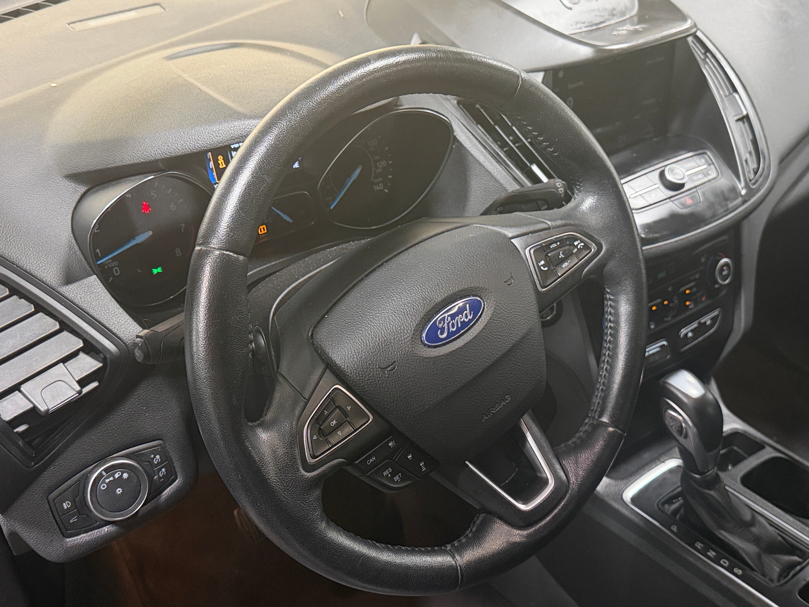 Thumbnail: 2019 Ford Escape - 4