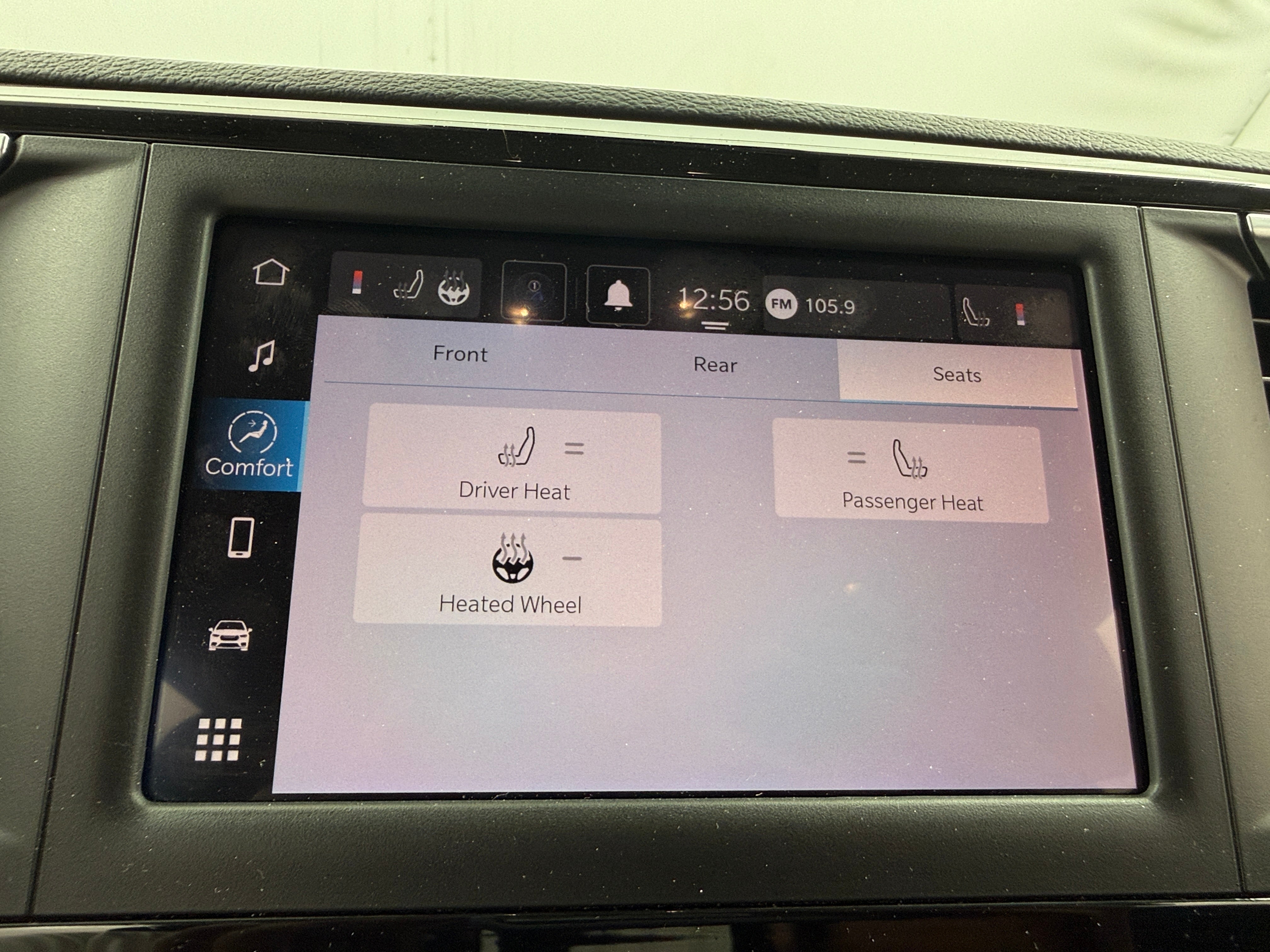 2023 Chrysler Voyager LX - Photo 19