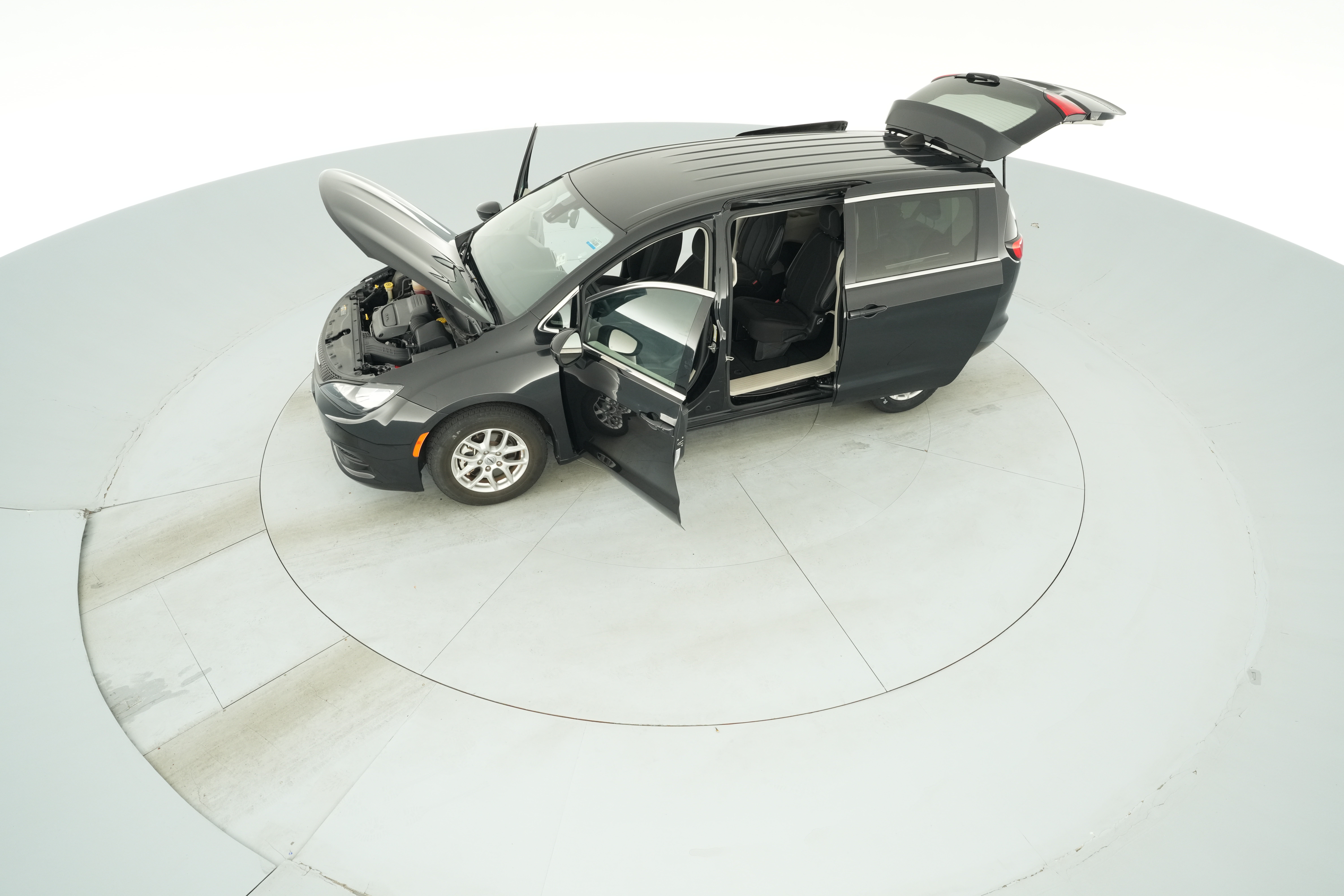 2023 Chrysler Voyager LX - Photo 45